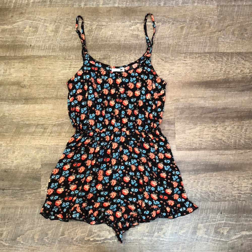 PacSun floral romper, size S
